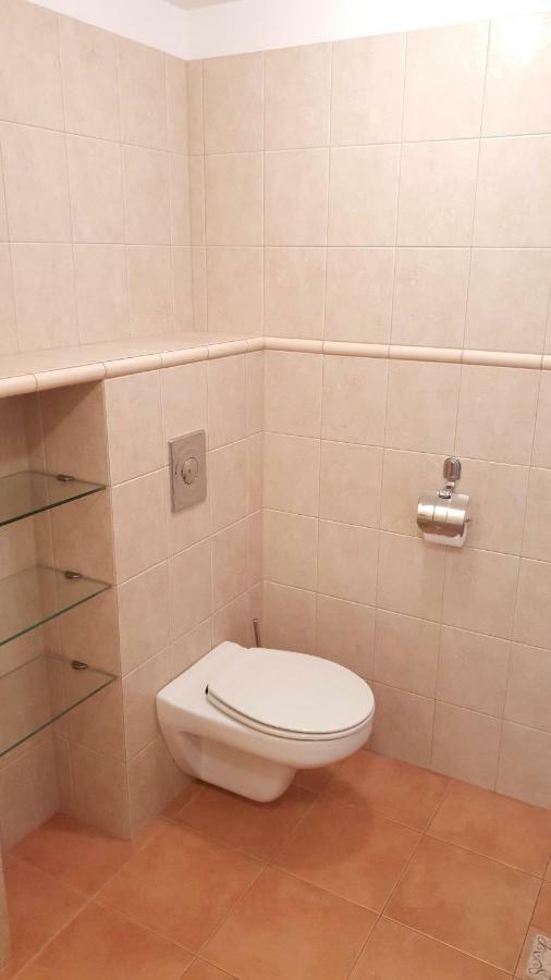Apartament Tuwima 17 ชวีโนวิชแจ ภายนอก รูปภาพ